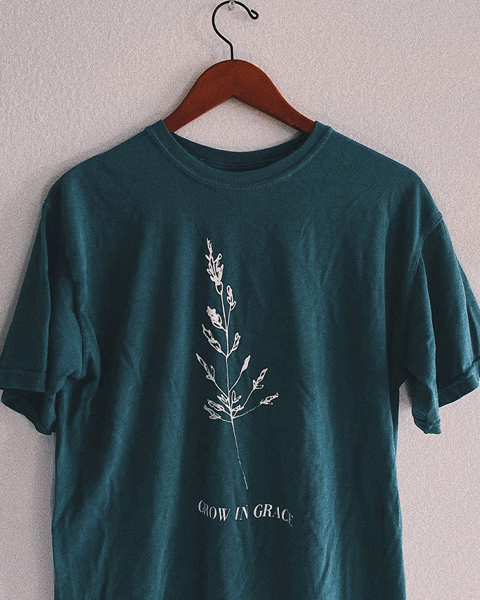 Grow in Grace Emerald Unisex T-Shirt