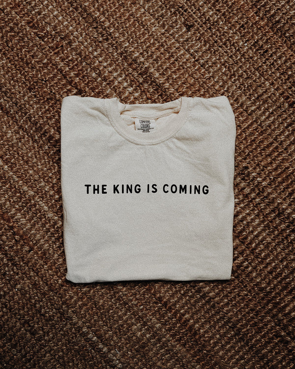 King is Coming Ivory Unisex T-Shirt